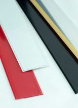 Ценова лайсна за залепване с монтажна самозалепваща лента 60мм * 1330мм, черна