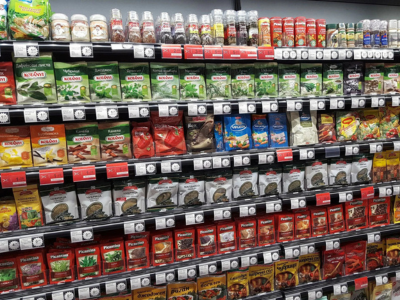 Spices on Display: How to Turn a Challenging Category into a Well-Organized and High-Performing Shelf